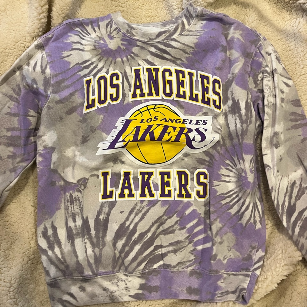 Purple tie dye Lakers crewneck!